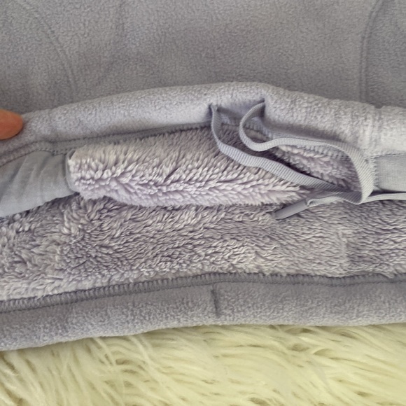 All in Motion Sherpa Lilac Color brand new with tag size M so soft and warm - Picture 9 of 15